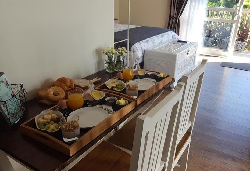 Kalani Retreat B&b 5