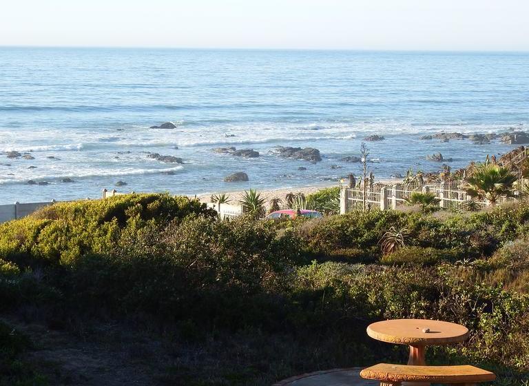 Nine On Uys Street B & B 4