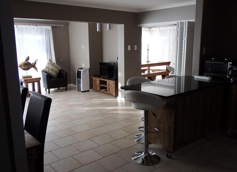 Nine On Uys Street B & B 6