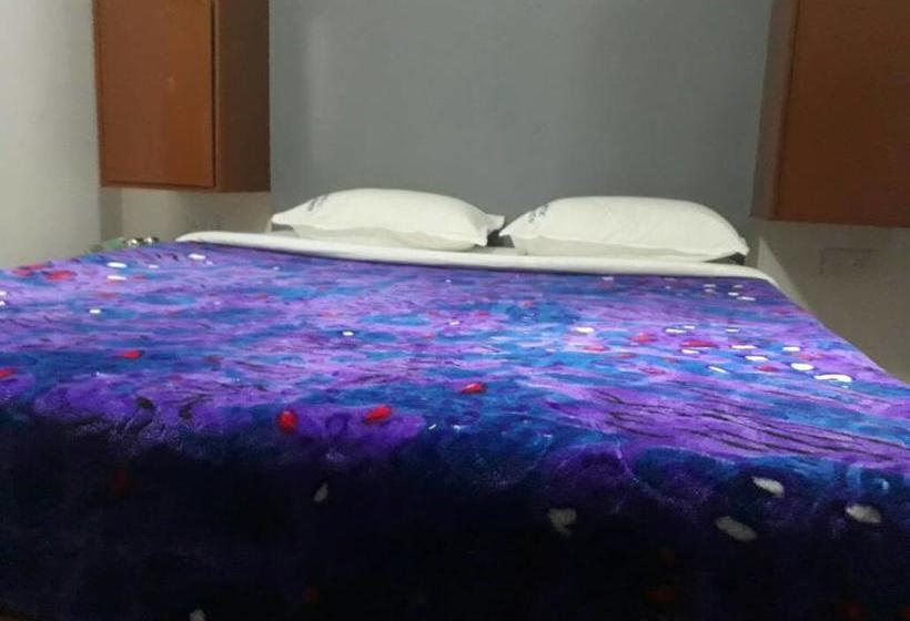 Hotel Rustic Haven 5