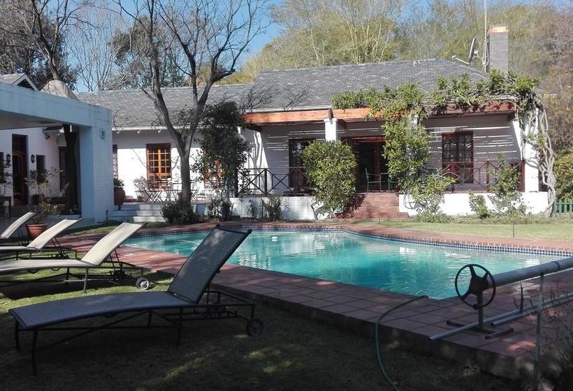 Bed and Breakfast Waterfall Cottages