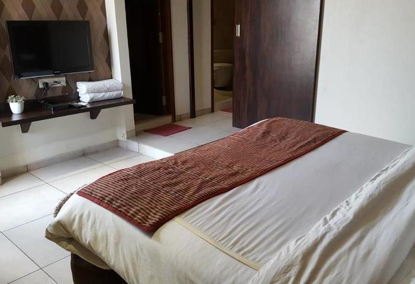 Hotel Royal Garden 13