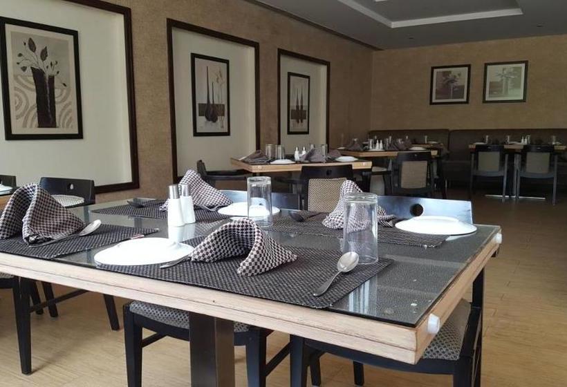 Hotel Royal Garden 16