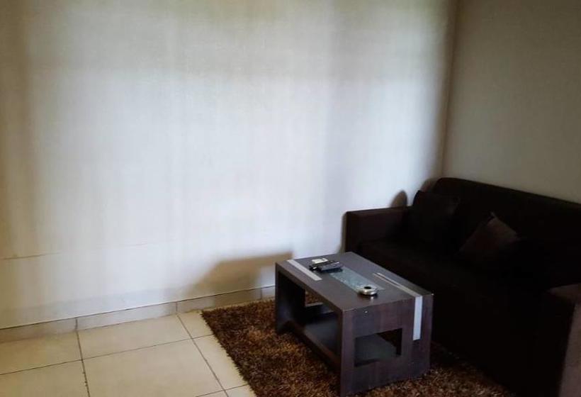 Hotel Royal Garden 3