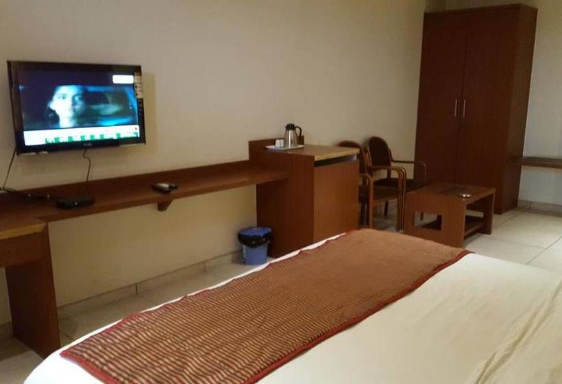 Hotel Royal Garden 4