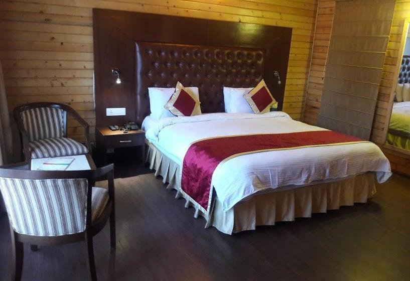 Kasauli Hills Resort 17