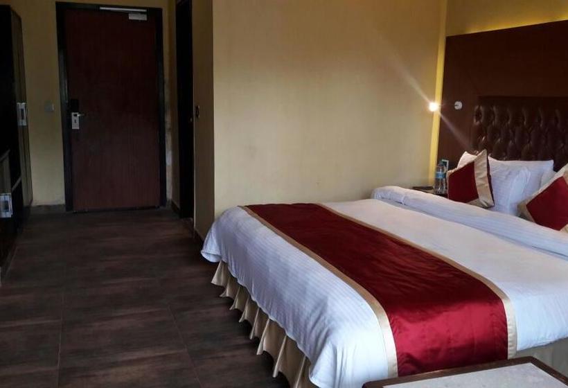 Kasauli Hills Resort 4