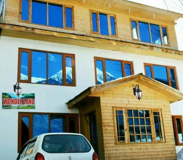 Hotel Wonderland Guest House 16