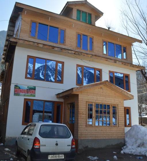 Hotel Wonderland Guest House 19