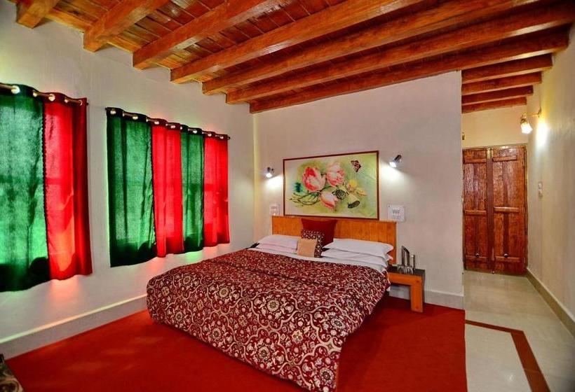 Fresh Water Resort 12