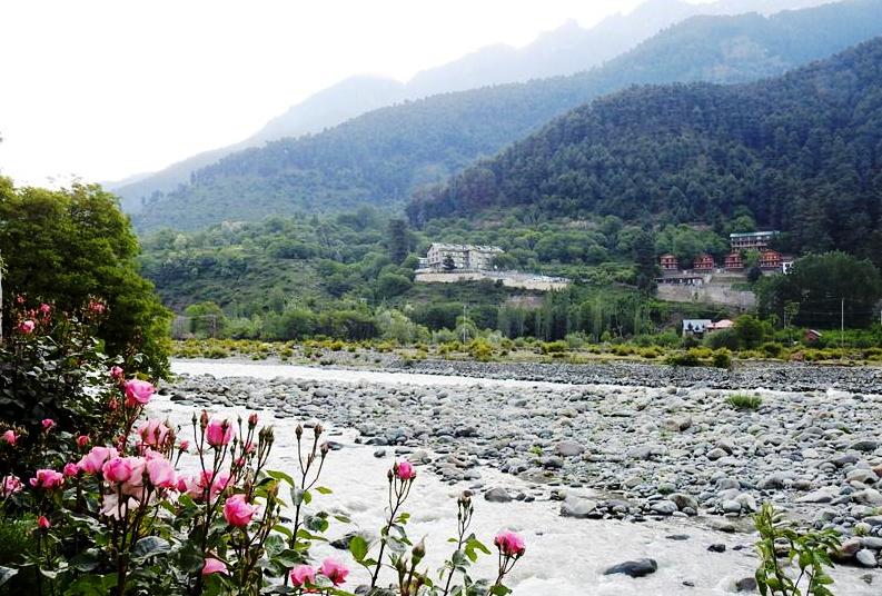 Fresh Water Resort 17