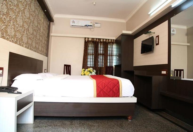 Hotel Shreevara Residency 3