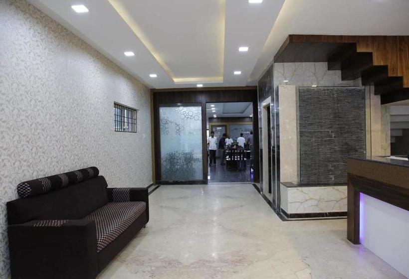 Hotel Shreevara Residency 5
