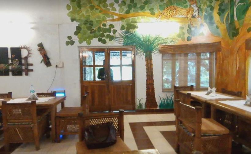 Baaz Jungle Resort 17