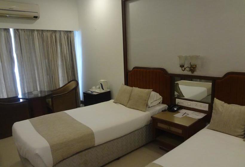 Hotel Kohinoor Park 20