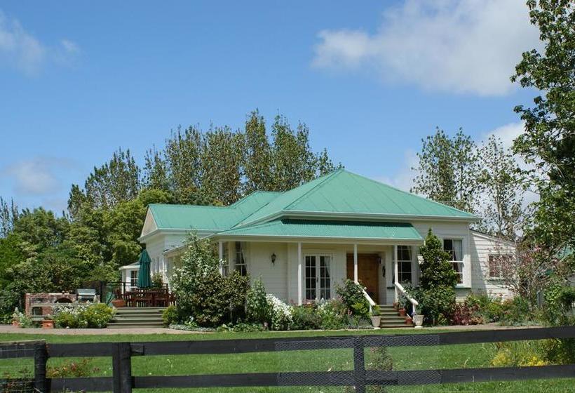 Bed and Breakfast Brookwood Lodge 1