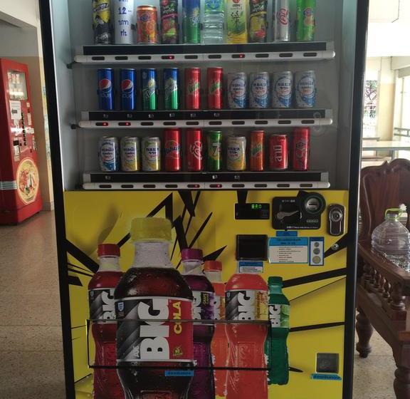 Hotel Jaroonwej Bangsaen 19