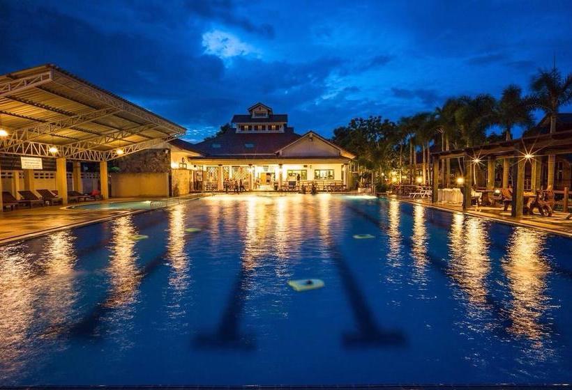 Hotel Ruenpurksa Resort 1