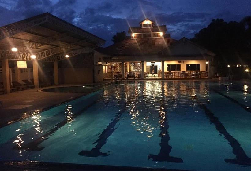 Hotel Ruenpurksa Resort 11