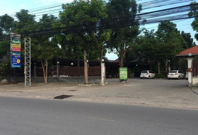 Hotel Ruenpurksa Resort 13