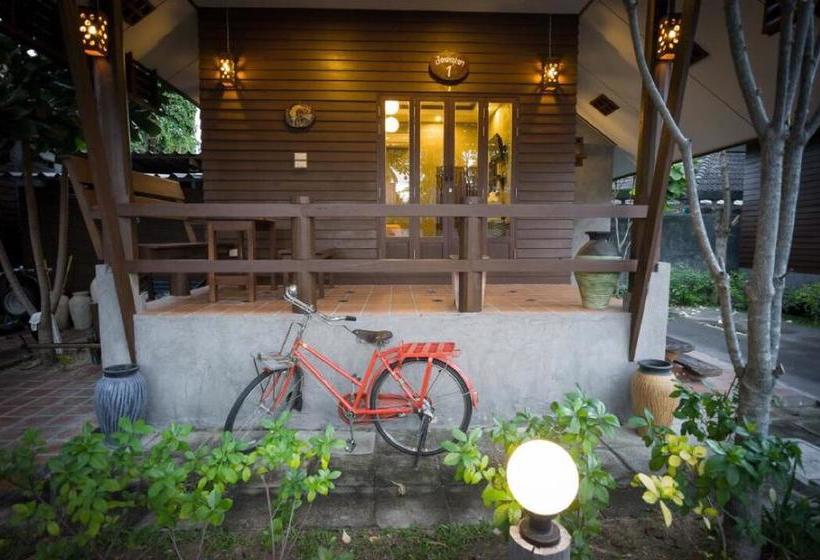 Hotel Ruenpurksa Resort 9