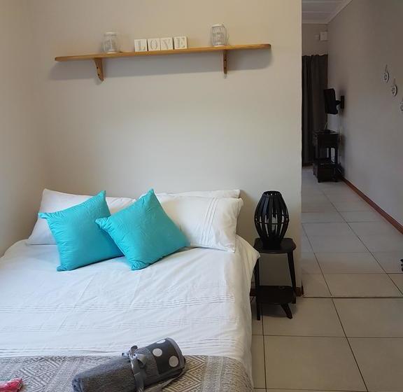 Bed and Breakfast Browne Palms 11