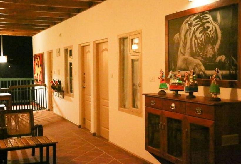 Lonely Stay Resort Thekkady Kerala