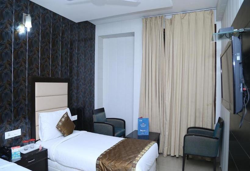 Hotel Ek Noor Residency 4