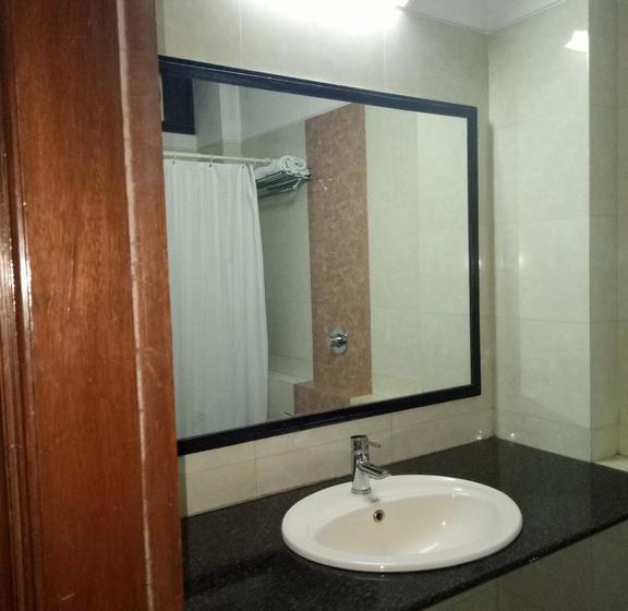 Hotel Ek Noor Residency 9