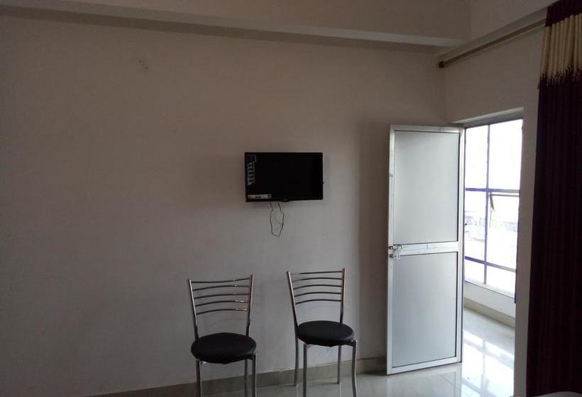 Hotel Sitara Green 11