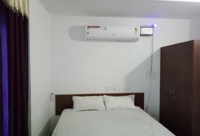 Hotel Sitara Green 15