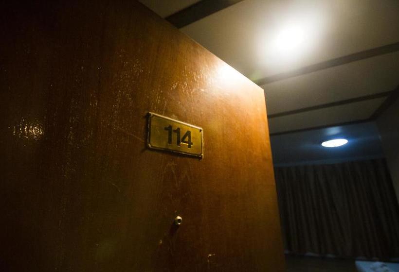 Hotel Phubesth Inter 8