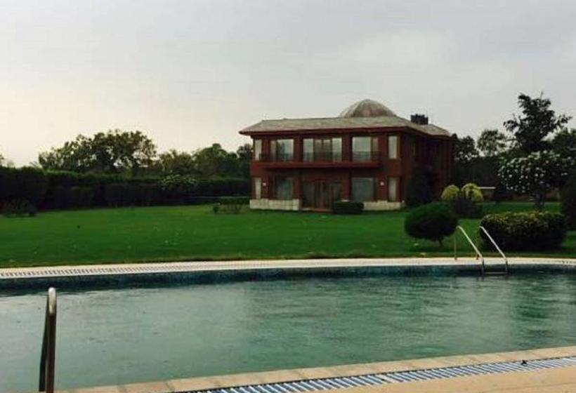 Kingfishers Aravali Resort 6