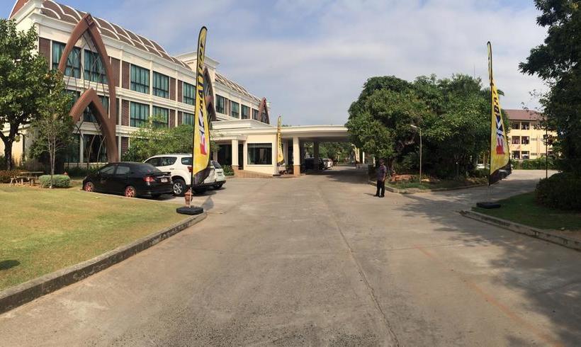 Hotel Srilamduan Sisaket