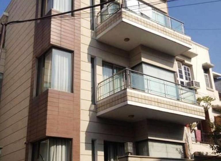 Hotel Vipul Grand 19