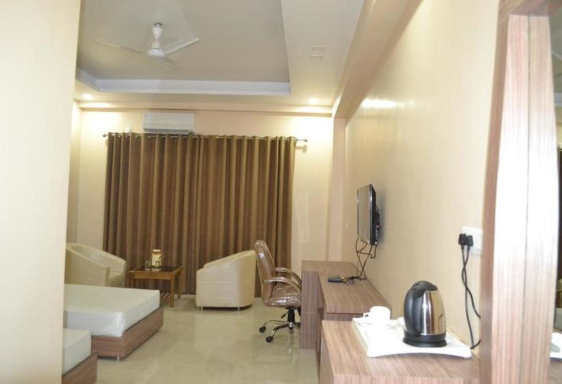 Hotel Siddhartha International 11