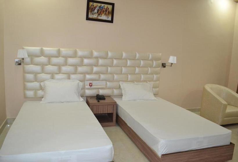 Hotel Siddhartha International 12