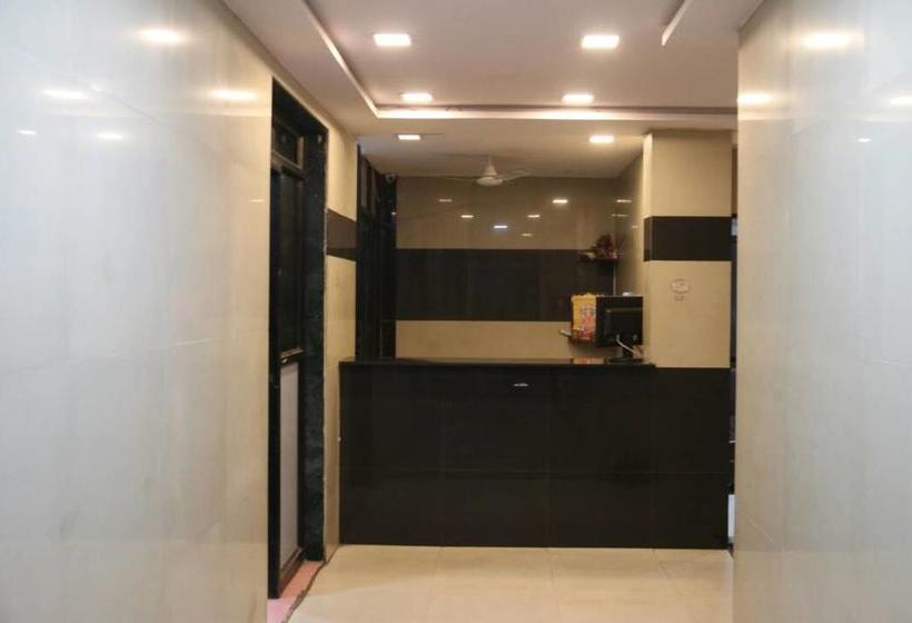 Hotel Pakwan Surat Gujarat