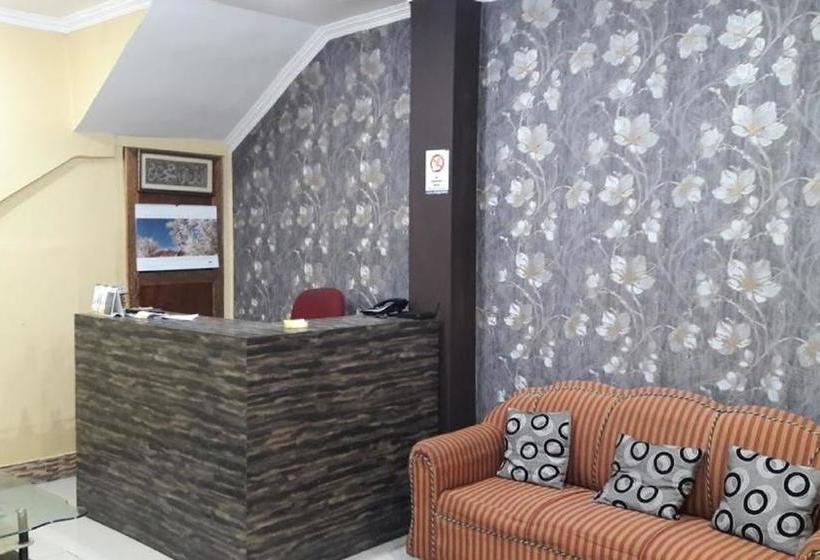 Hotel Monson Srinagar Jammu y Cachemira