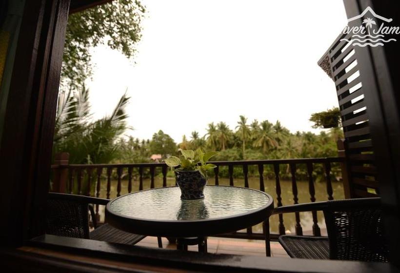 Resort River Jam Amphawa 20