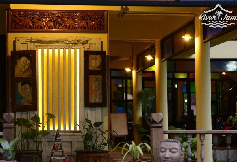 Resort River Jam Amphawa 8