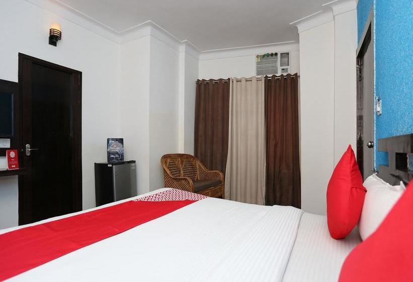 Hotel Vivek Continental 9