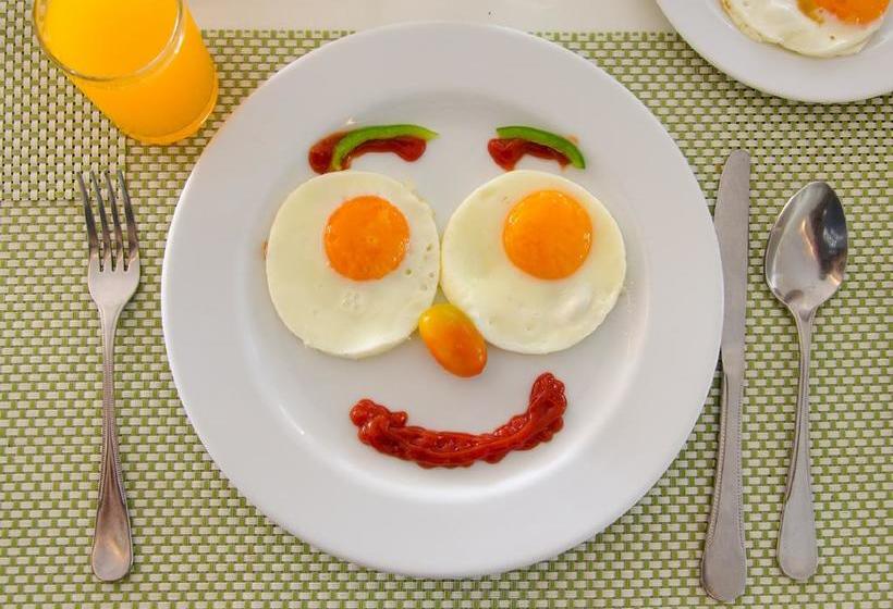 Bed & Breakfast Lions Rest Guest House 4