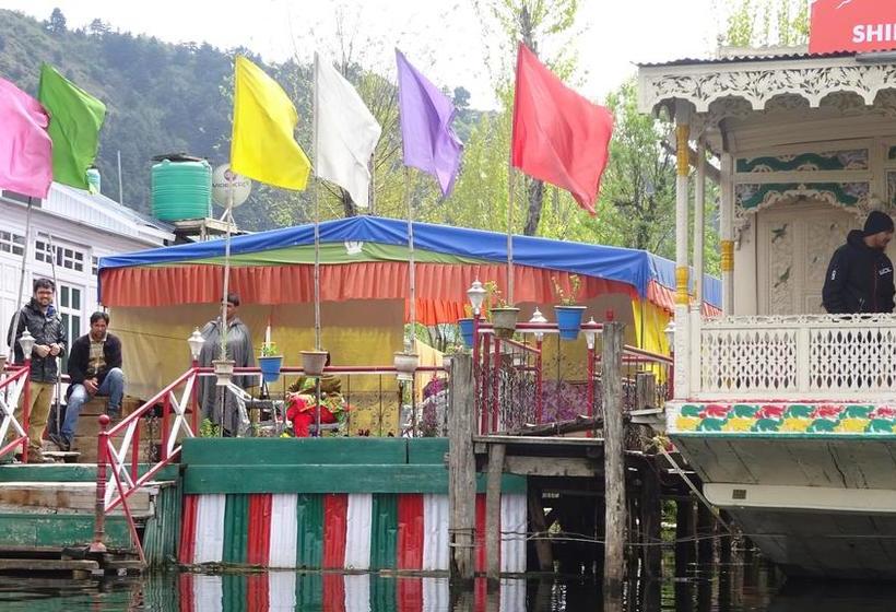 Hostel Shiraz Deluxe 6