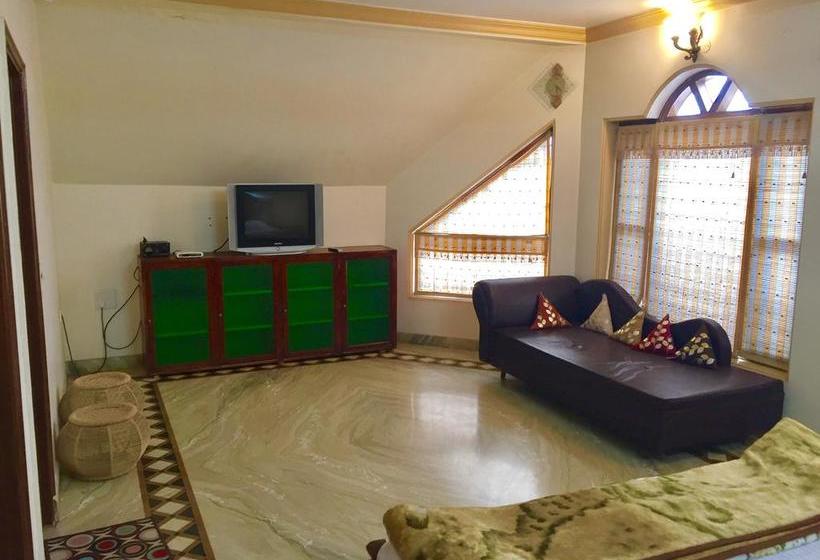 Hotel Happy Valley 6