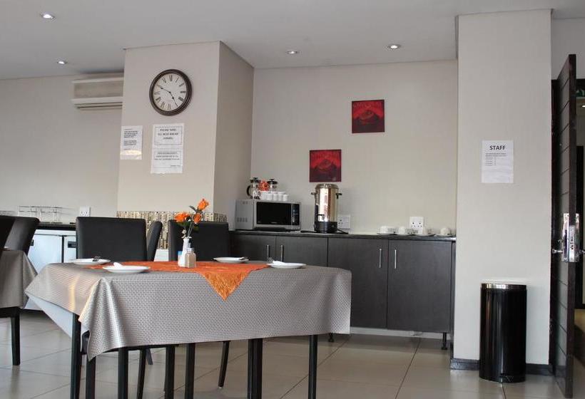 Hotel Alcazaba Lodges 4