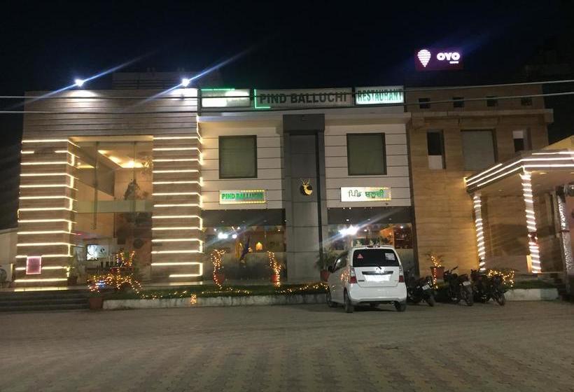 Hotel Pind Balluchi
