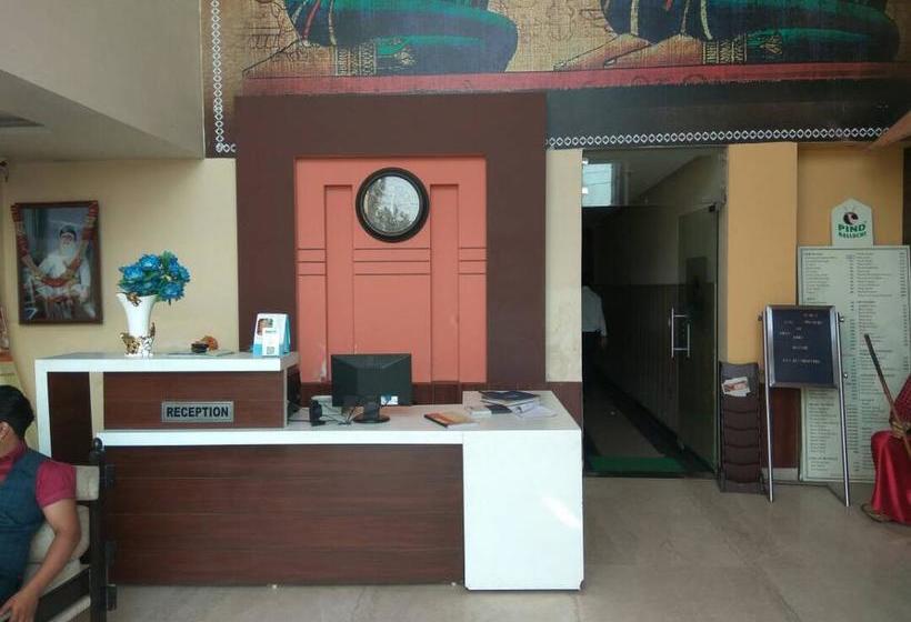 Hotel Pind Balluchi 15