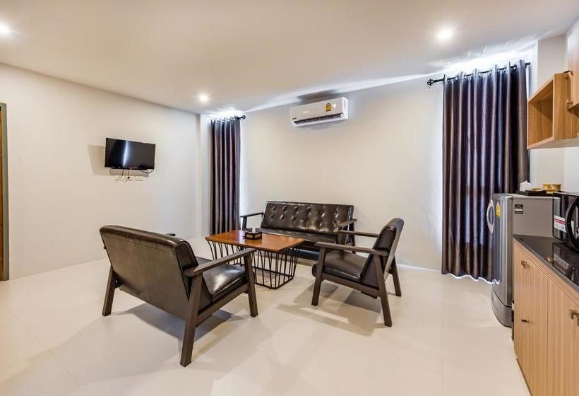 Hostel Phuket Marine Poshtel 17