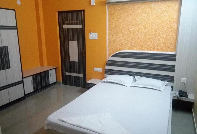 Hotel Maa Tara Palace 1